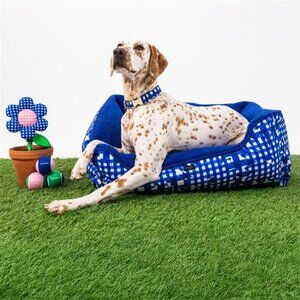 NWT Kate Spade Blue Gingham Dog Bed